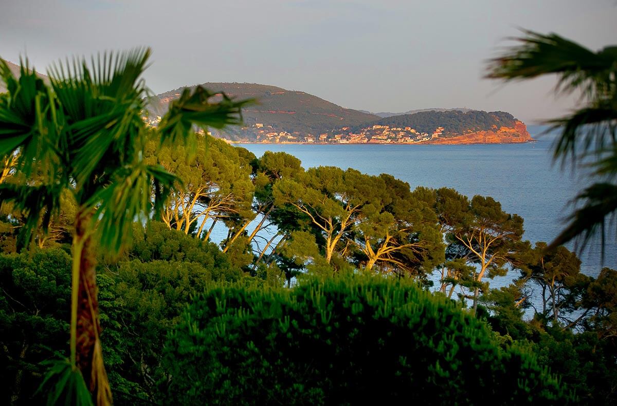 Un cadre prestigieux pour célébrer un mariage en bord de mer à proximité de Toulon.